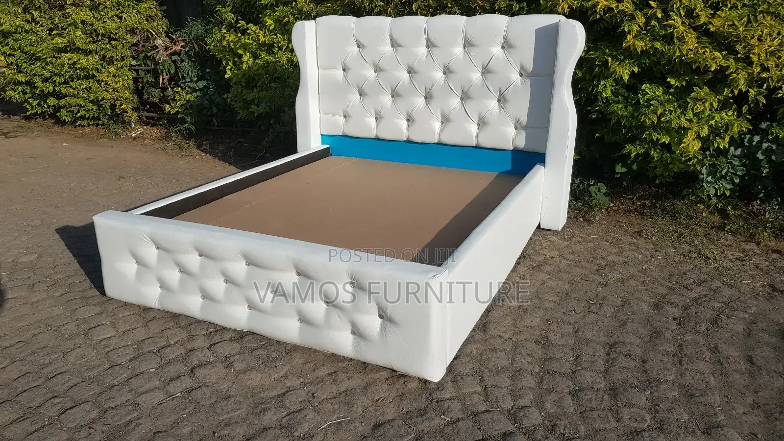 Alga አልጋ Bed