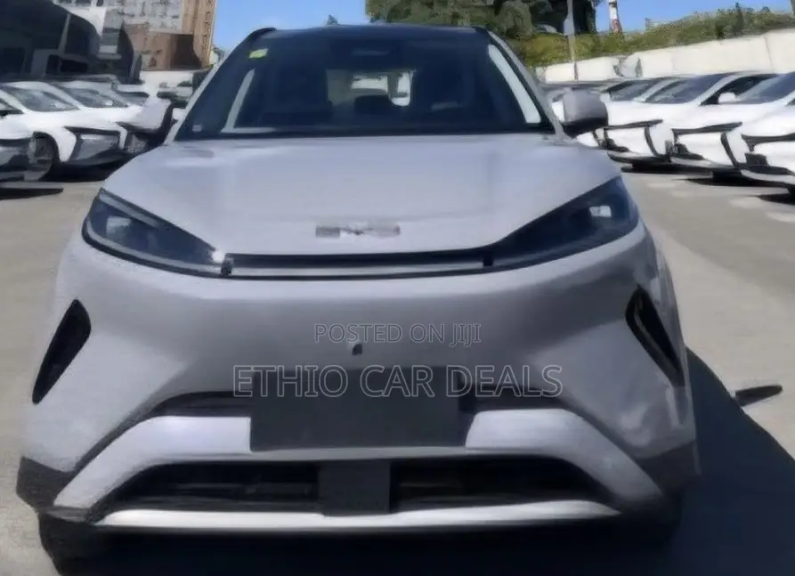 New BYD Seal DM-i 2025 Silver