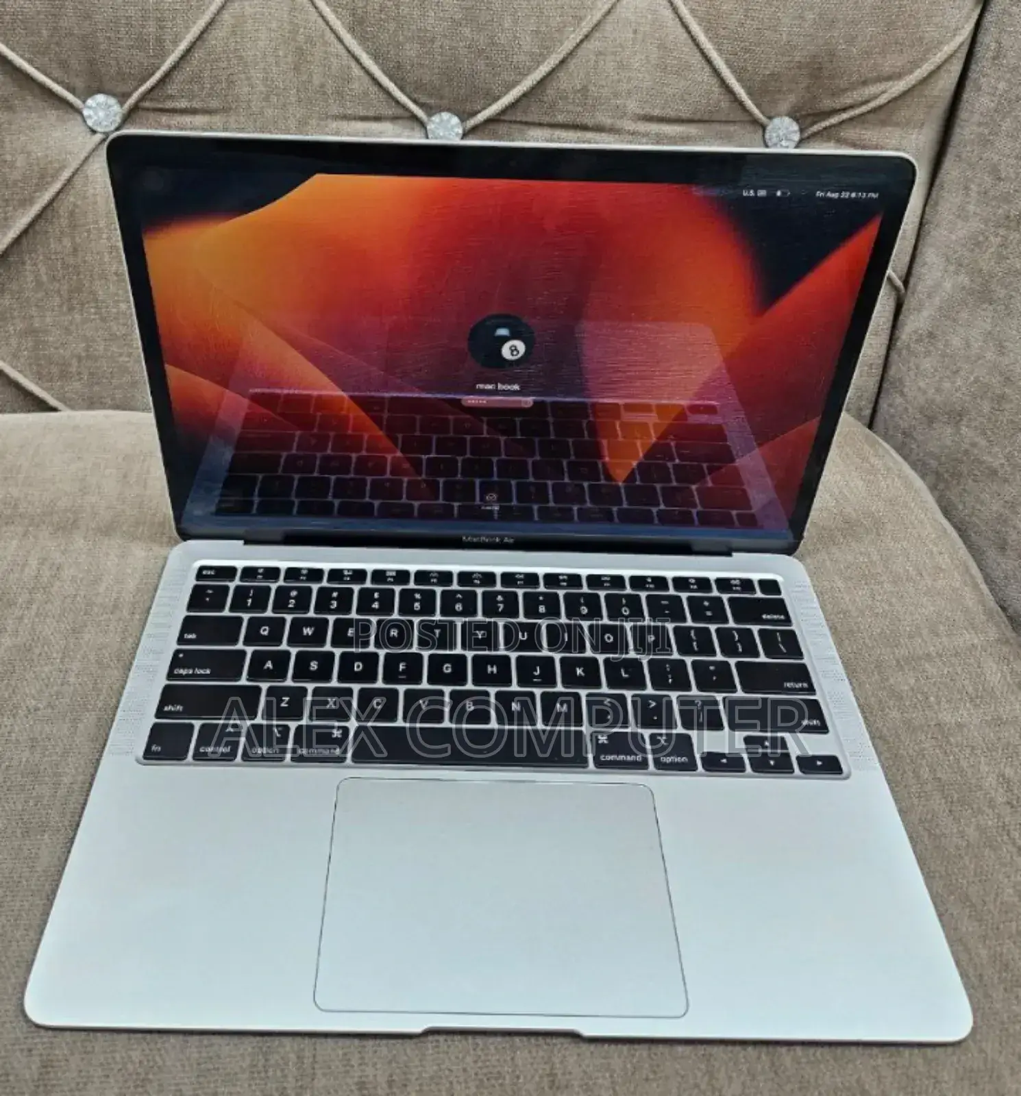 New Laptop Apple MacBook Air 2020 8GB Intel Core i5 SSD 512GB