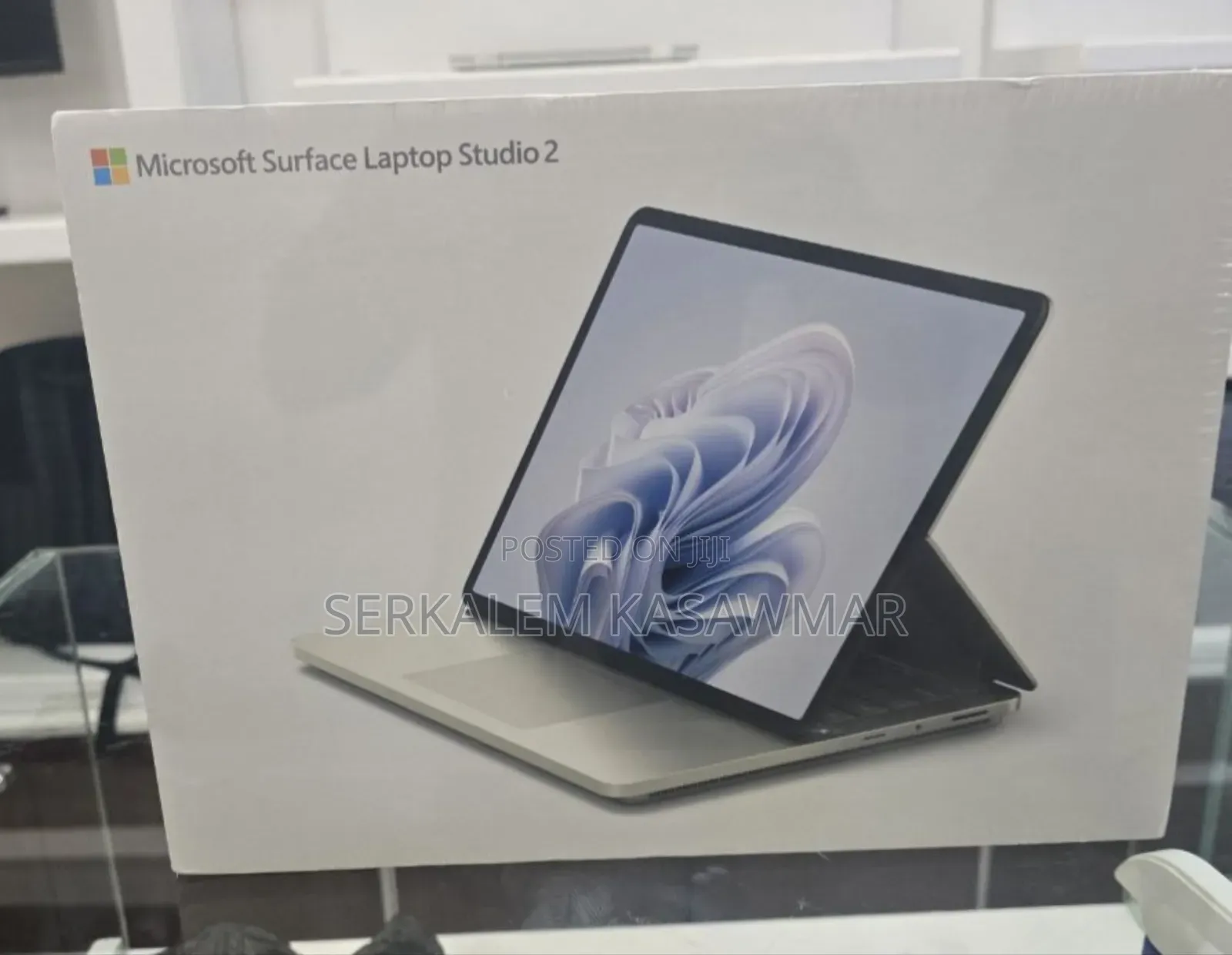 New Laptop Microsoft Surface Laptop 2 16GB Intel Core I7 SSD 512GB