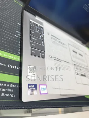 New Laptop Lenovo ThinkBook 13 16GB Intel Core Ultra 7 SSD 512GB