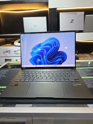 New Laptop Asus 8GB Intel Core Ultra 5 SSD 512GB