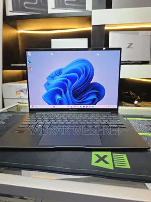 New Laptop Asus 8GB Intel Core Ultra 5 SSD 512GB