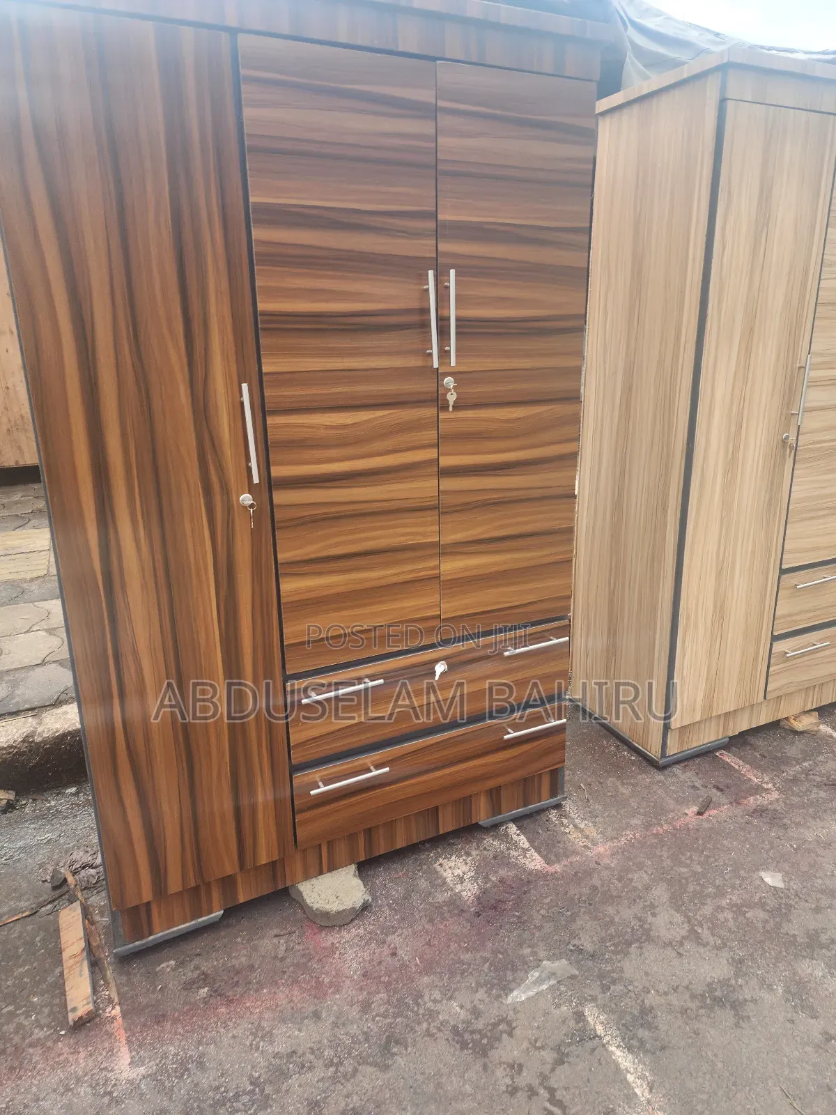1.20m Closet ቁምሳጥን