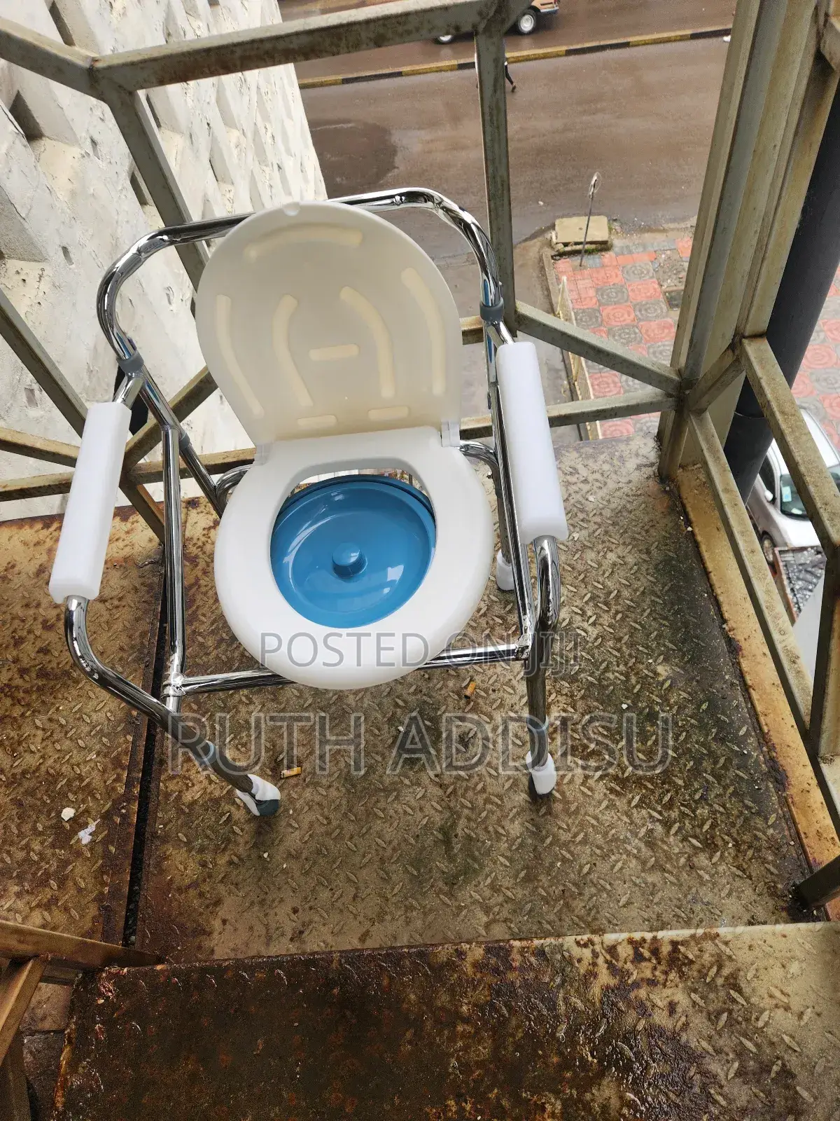 Toilet Chair膊我toilet Chair重新commode Toilet Chair欸丘commode Chair New