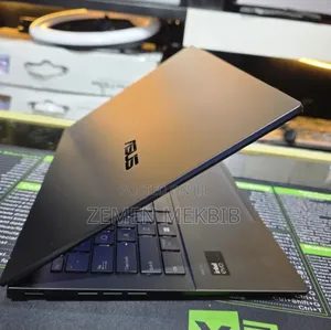 New Laptop Asus 8GB Intel Core Ultra 5 SSD 512GB