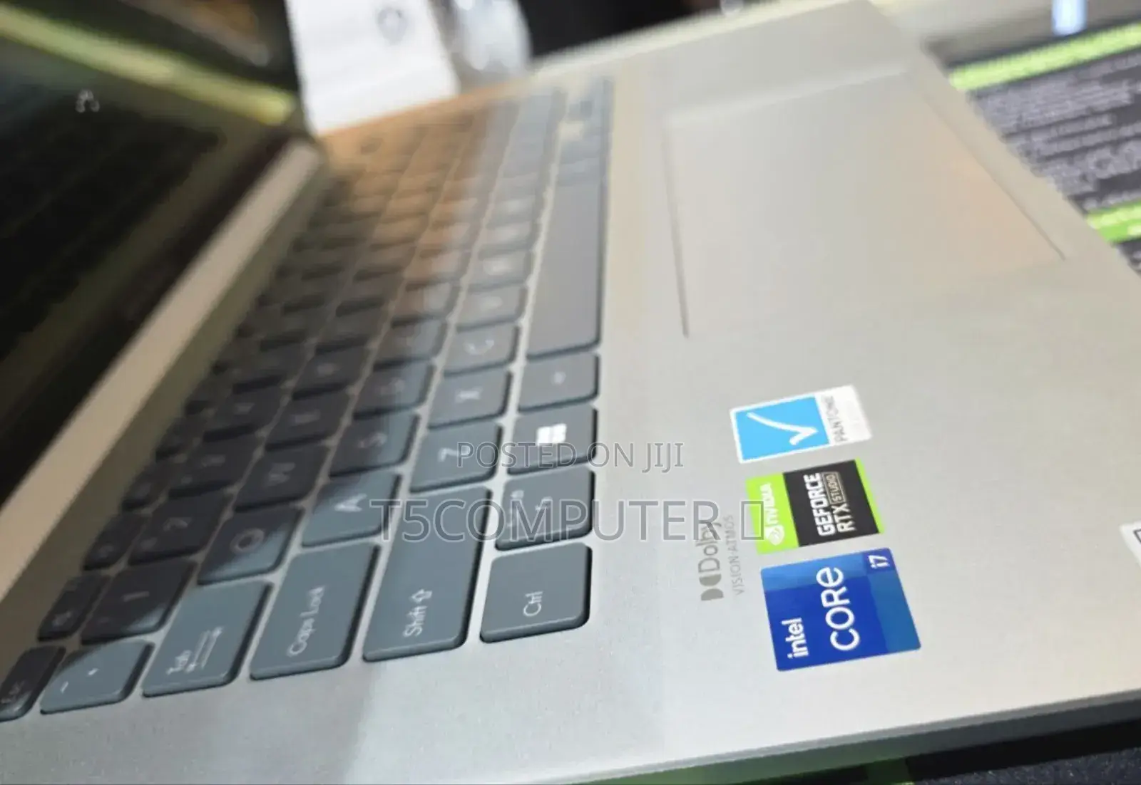 New Laptop Asus Zenbook 14 UX434 16GB Intel Core I7 SSD 512GB