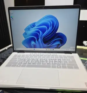 New Laptop Dell Pro 13 32GB AMD Ryzen 7 SSD 512GB