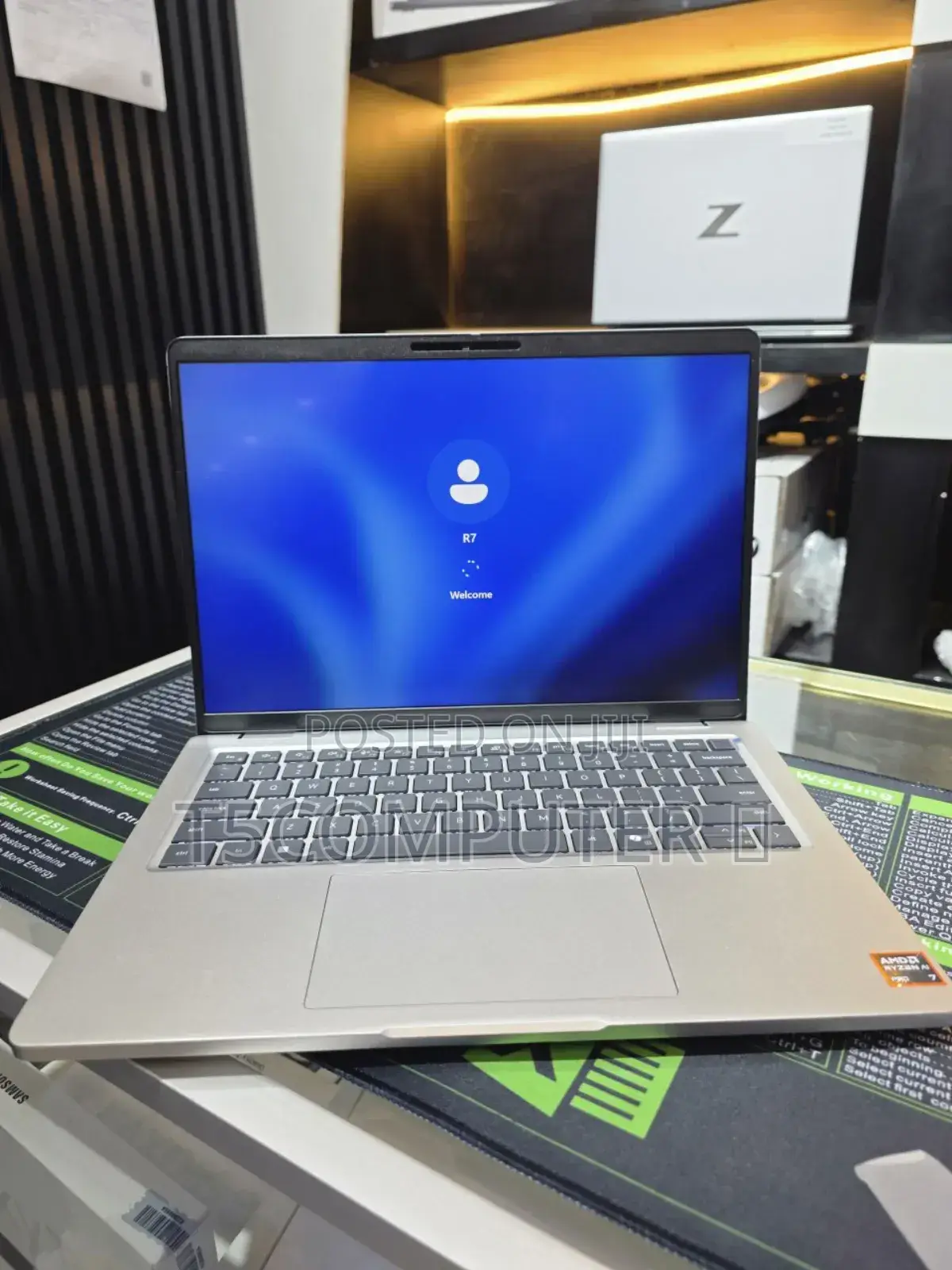 New Laptop Dell Pro 13 32GB AMD Ryzen 7 SSD 512GB