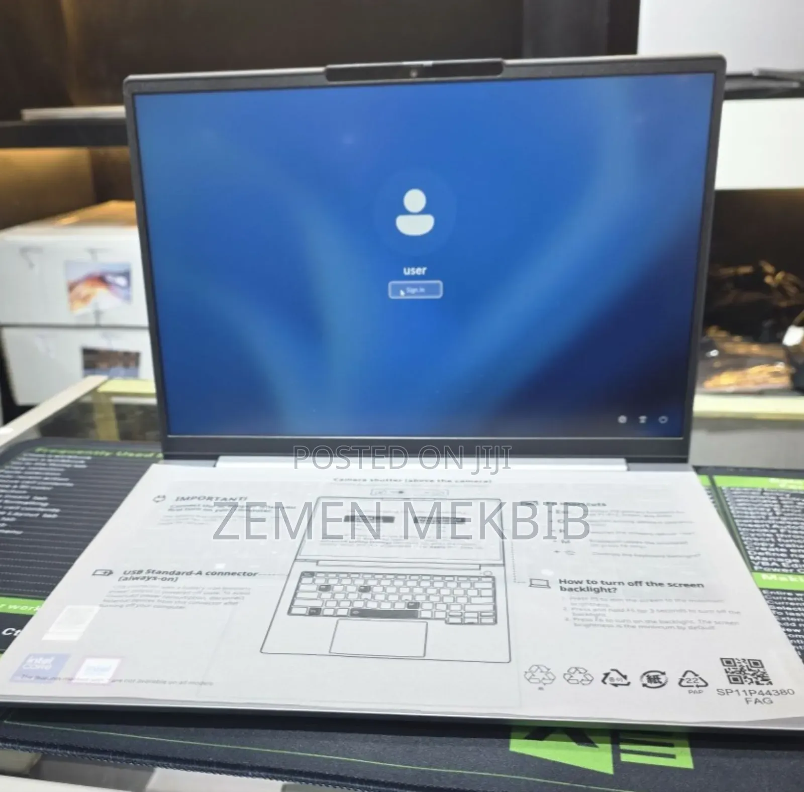 New Laptop Lenovo 16GB Intel Core Ultra 7 SSD 512GB