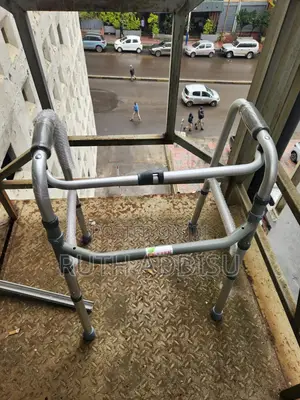 Foldable Walker功效medical Walker絫你walker吞噬walker會有medical Walker New