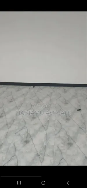 # ጃክሮስ የሚከራይ ሱቅ ለፋርማሲ ለተለያየ ነገር 60 ካሬ 75,000ብር # 60ካሬ