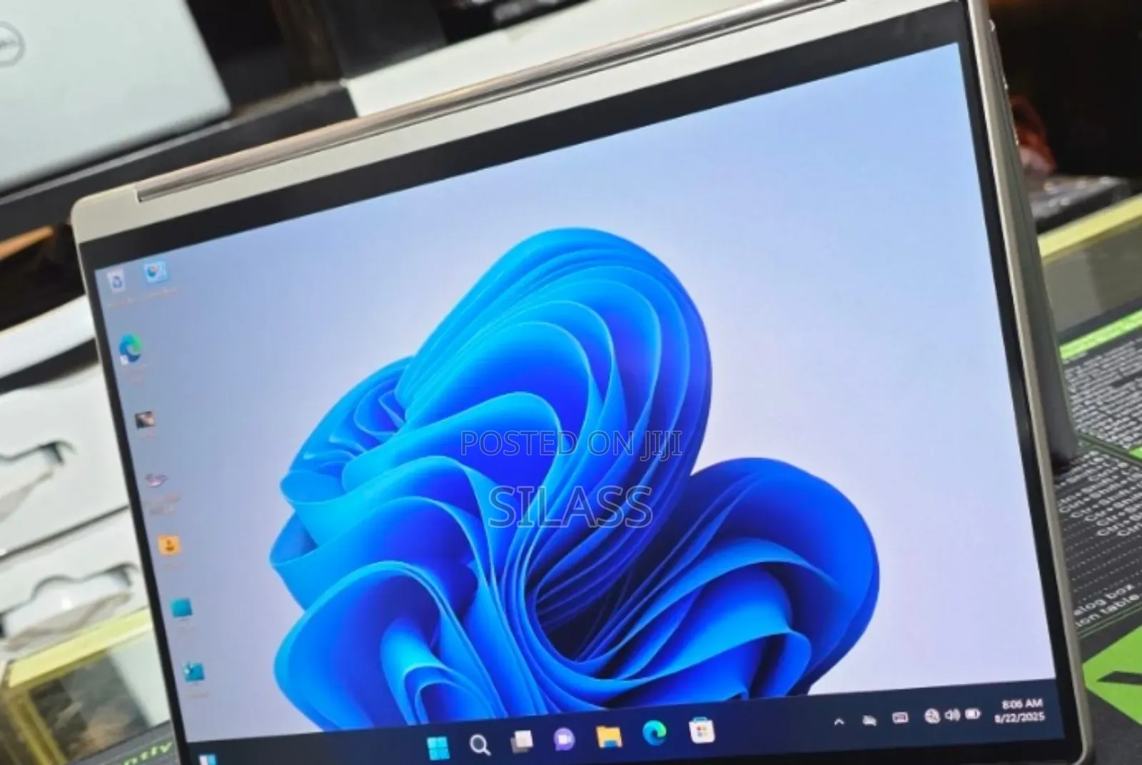 New Laptop Lenovo Yoga 7i 16GB Intel Core I7 SSD 1T