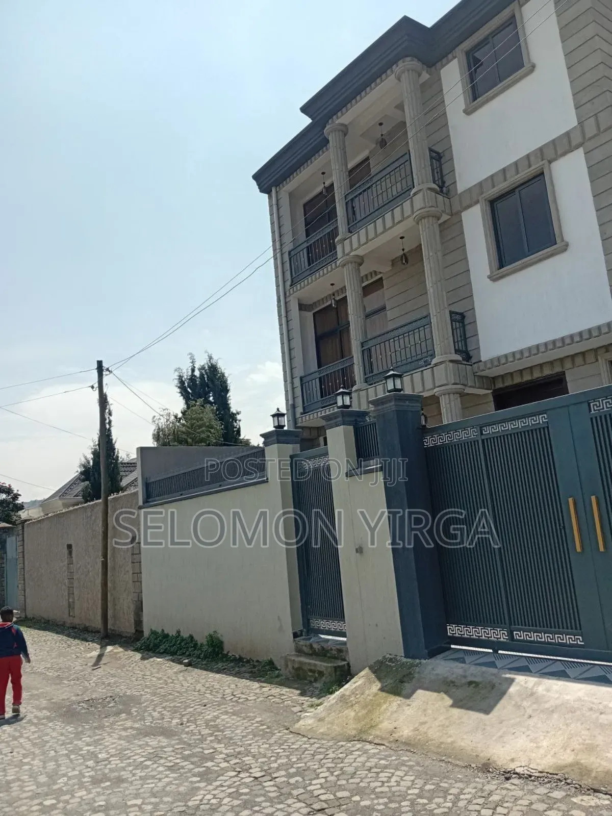 6bdrm Farm House in Adis Ababa, Yeka for sale