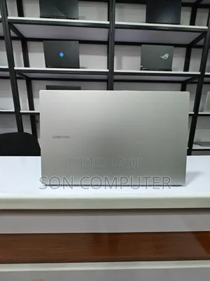 New Laptop Samsung Chromebook 3 11 8GB Intel Core I5 SSD 512GB