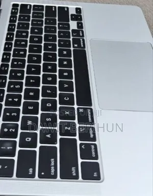 New Laptop Apple MacBook Air 2020 8GB Intel Core I5 SSD 512GB