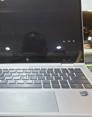 New Laptop HP EliteBook 830 G8 16GB Intel Core I5 SSD 512GB