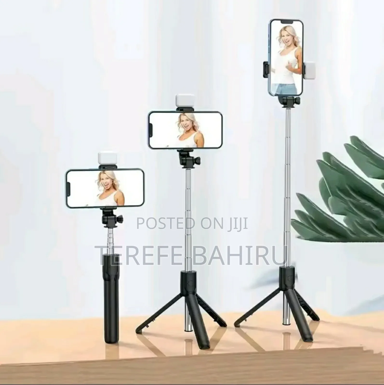 Self Stick Tripod -Black