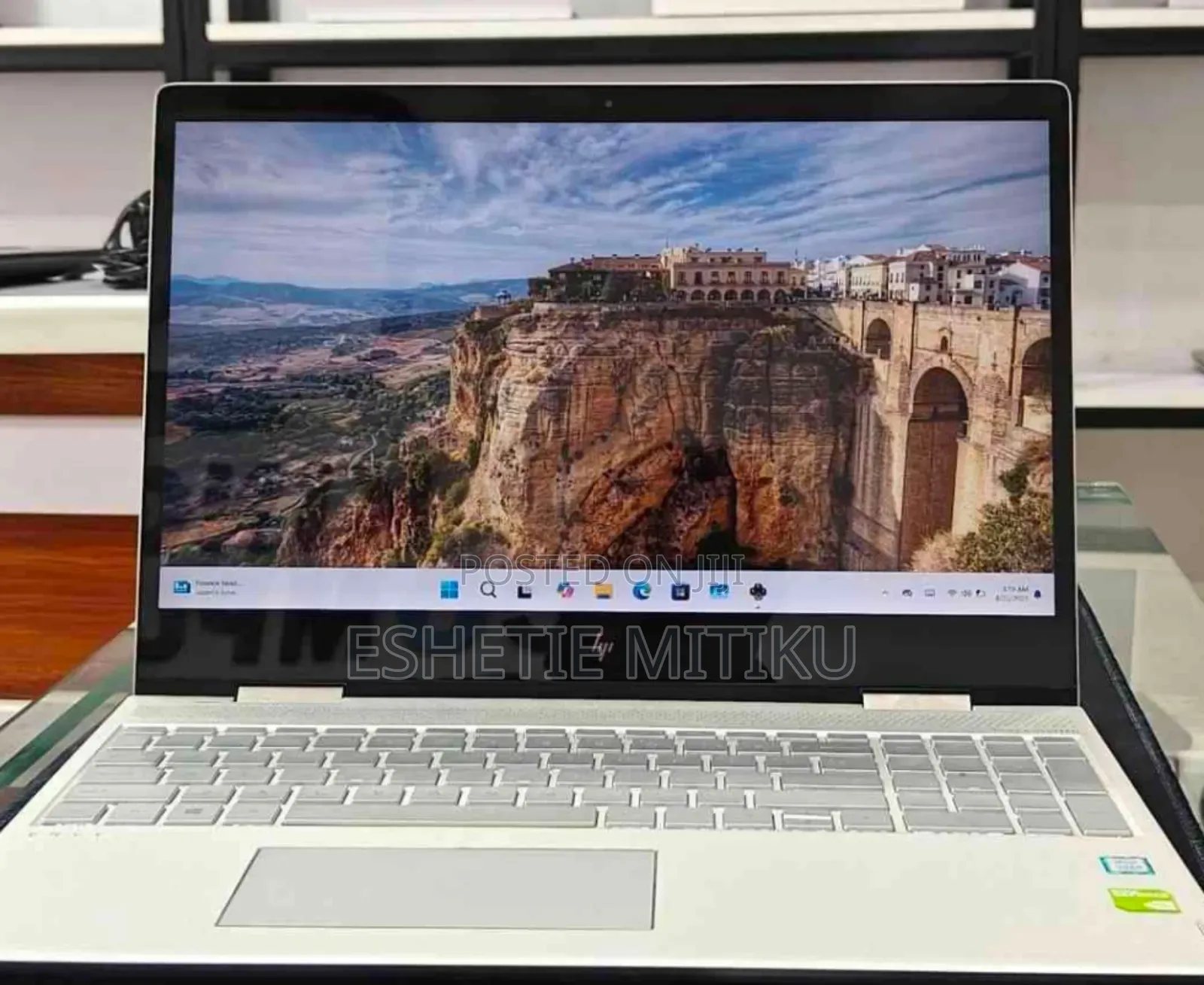 New Laptop HP Envy X360 16GB Intel Core I5 SSD 512GB