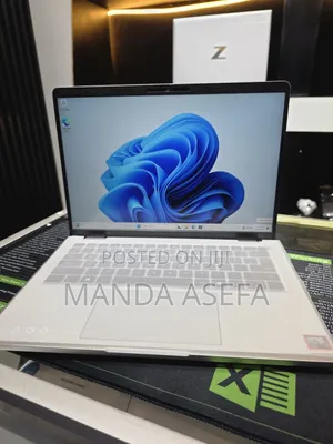 New Laptop Dell 32GB AMD Ryzen 7 SSD 512GB