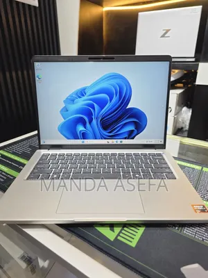 New Laptop Dell 32GB AMD Ryzen 7 SSD 512GB