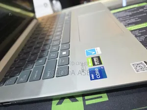 New Laptop Asus Zenbook 14 UX434 16GB Intel Core I7 SSD 512GB