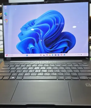 Photo - New Laptop Asus ZenBook UX305FA 8GB Intel Core Ultra 5 SSD 512GB