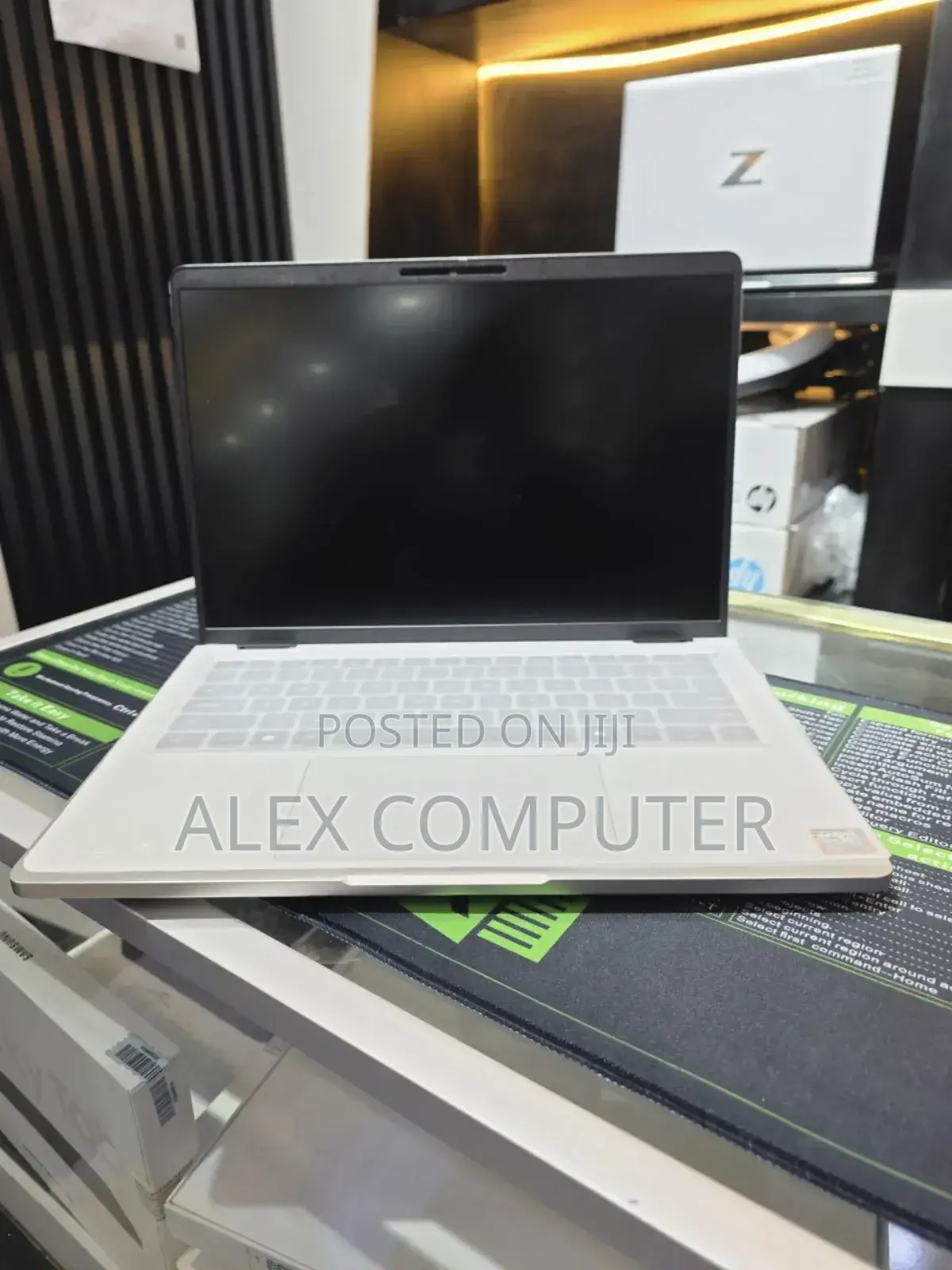 New Laptop Dell Pro 14 32GB AMD Ryzen 7 SSD 512GB