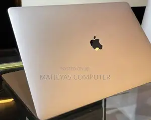 New Laptop Apple MacBook Pro 2019 32GB Intel Core I9 SSD 512GB