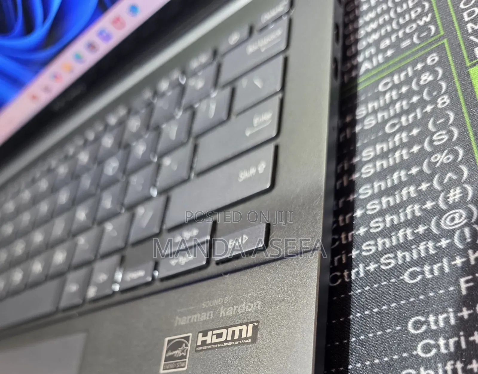 New Laptop Asus ZenBook 13 UX331UN 8GB Intel Core Ultra 5 SSD 512GB