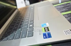 New Laptop Asus Zenbook 14 UX434 16GB Intel Core I7 SSD 512GB