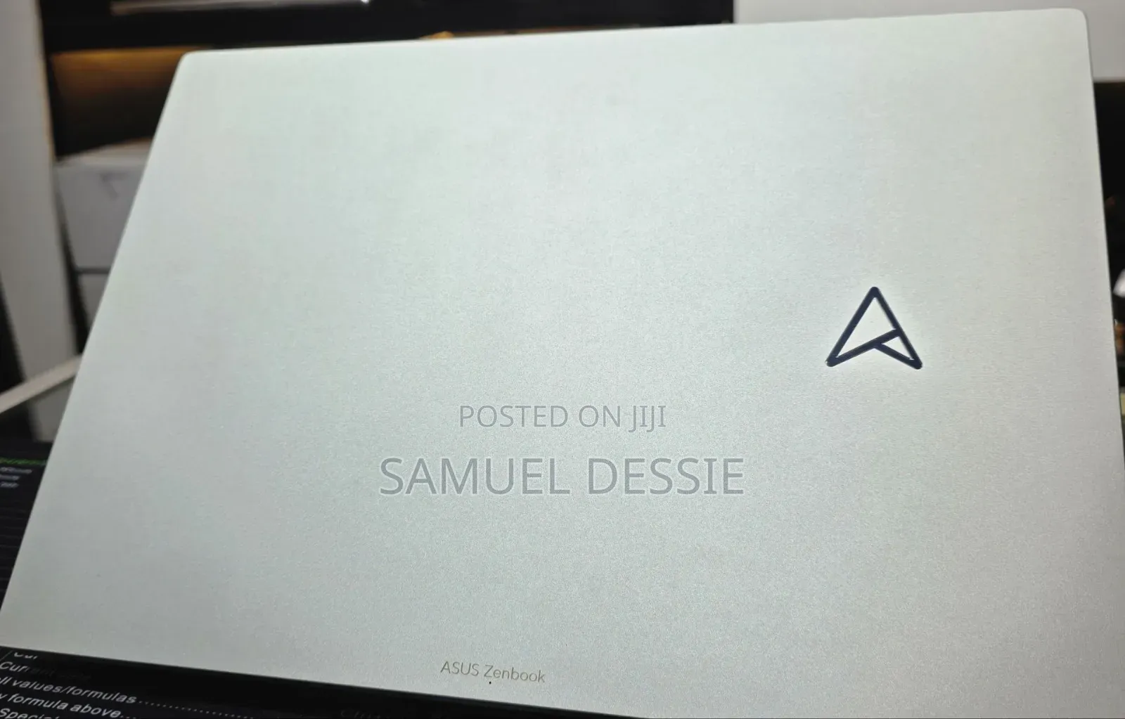 New Laptop Asus Zenbook 14 UX434 16GB Intel Core I7 SSD 512GB