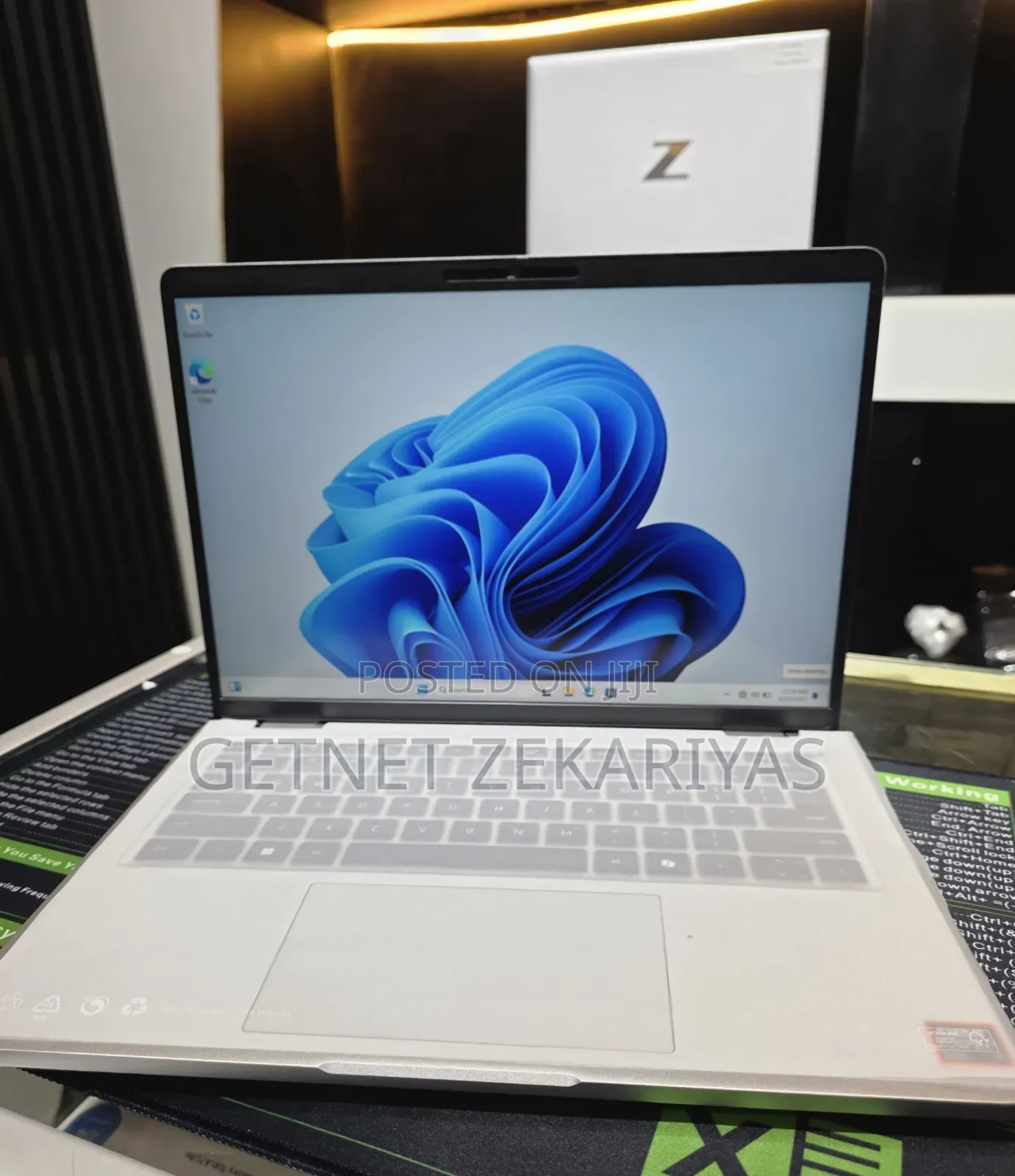 New Laptop Dell Pro 14 32GB AMD Ryzen 7 SSD 512GB