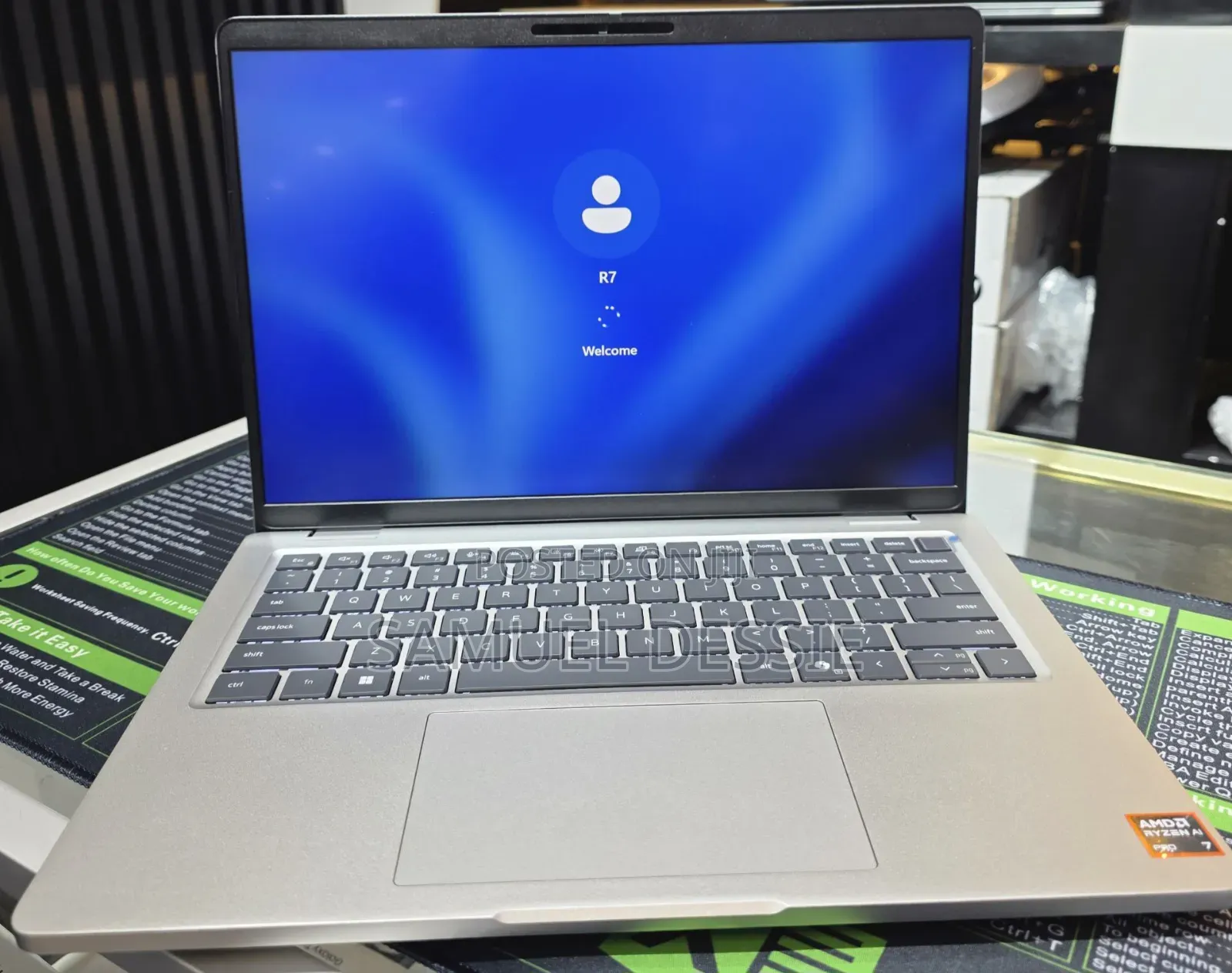New Laptop Dell Pro 13 16GB AMD Ryzen 7 SSD 512GB