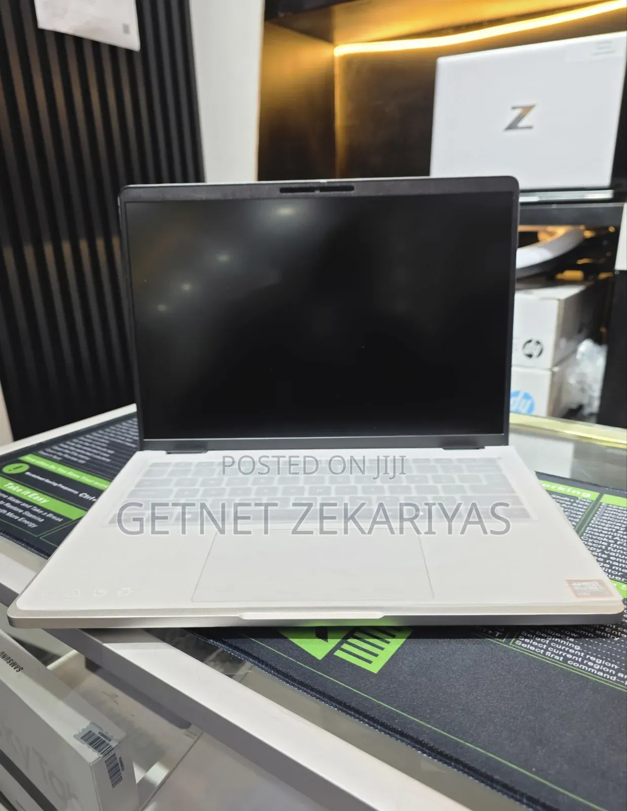 New Laptop Dell Pro 14 32GB AMD Ryzen 7 SSD 512GB