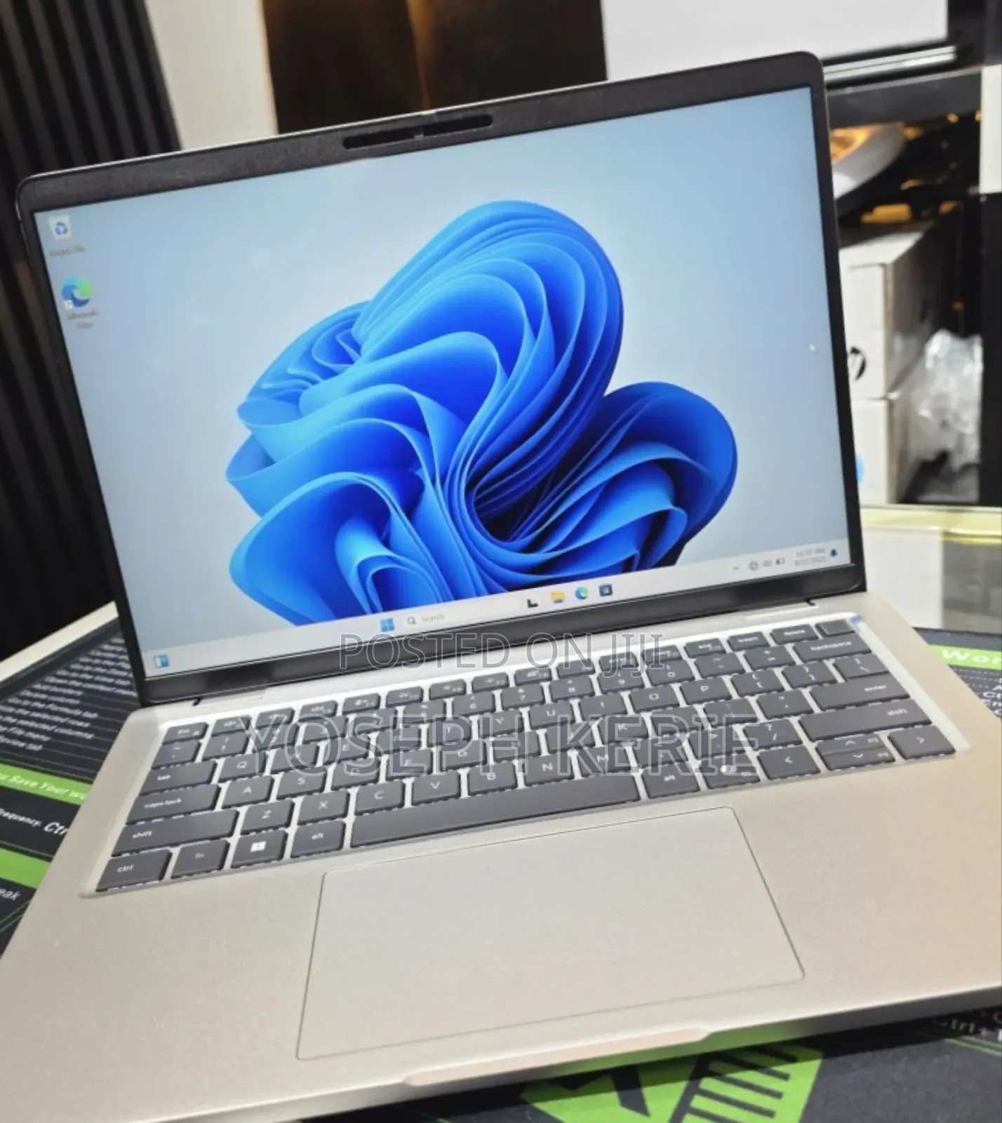 New Laptop Dell Pro 14 32GB AMD Ryzen 7 SSD 512GB