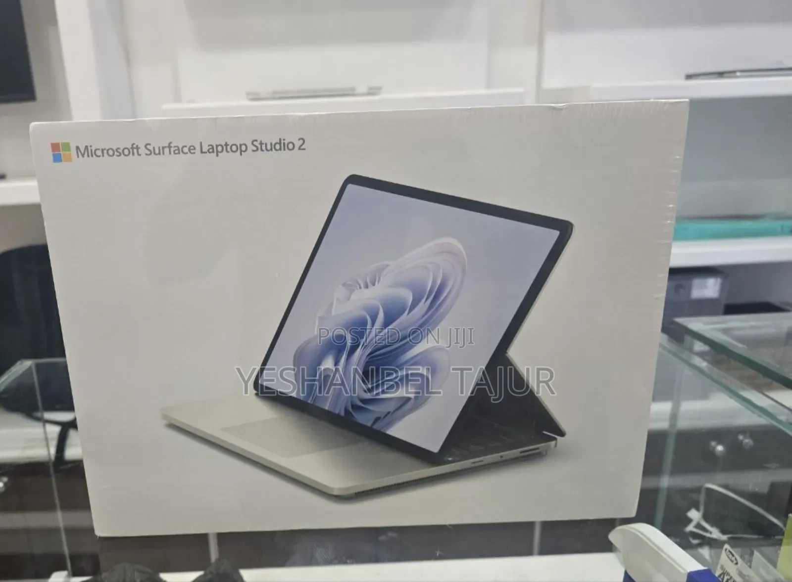New Laptop Microsoft Surface 2 16GB Intel Core I7 SSD 512GB