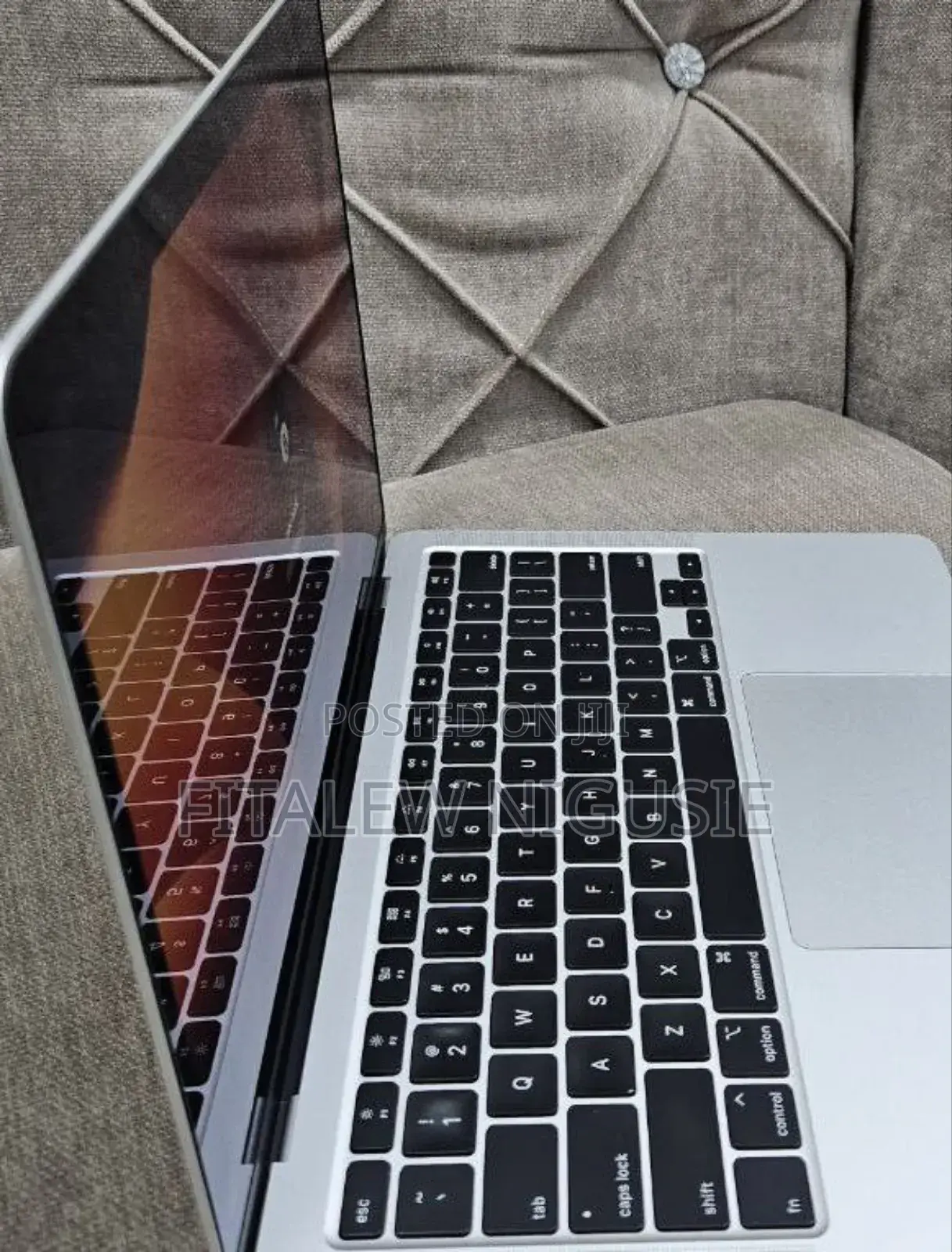 New Laptop Apple MacBook Air 2020 M1 8GB Intel Core I5 SSD 512GB