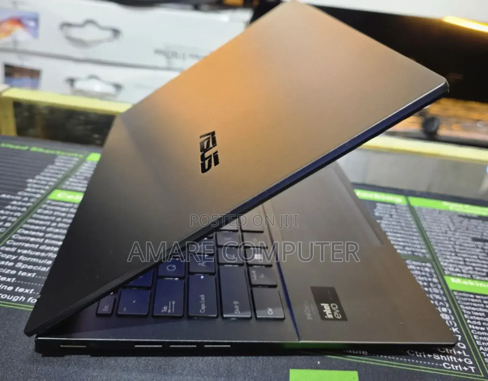 New Laptop Asus ZenBook 13 UX331UN 16GB Intel Core Ultra 5 SSD 512GB