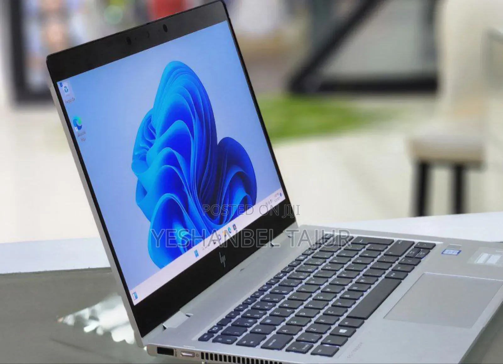 New Laptop HP EliteBook 830 G8 8GB Intel Core I7 SSD 256GB