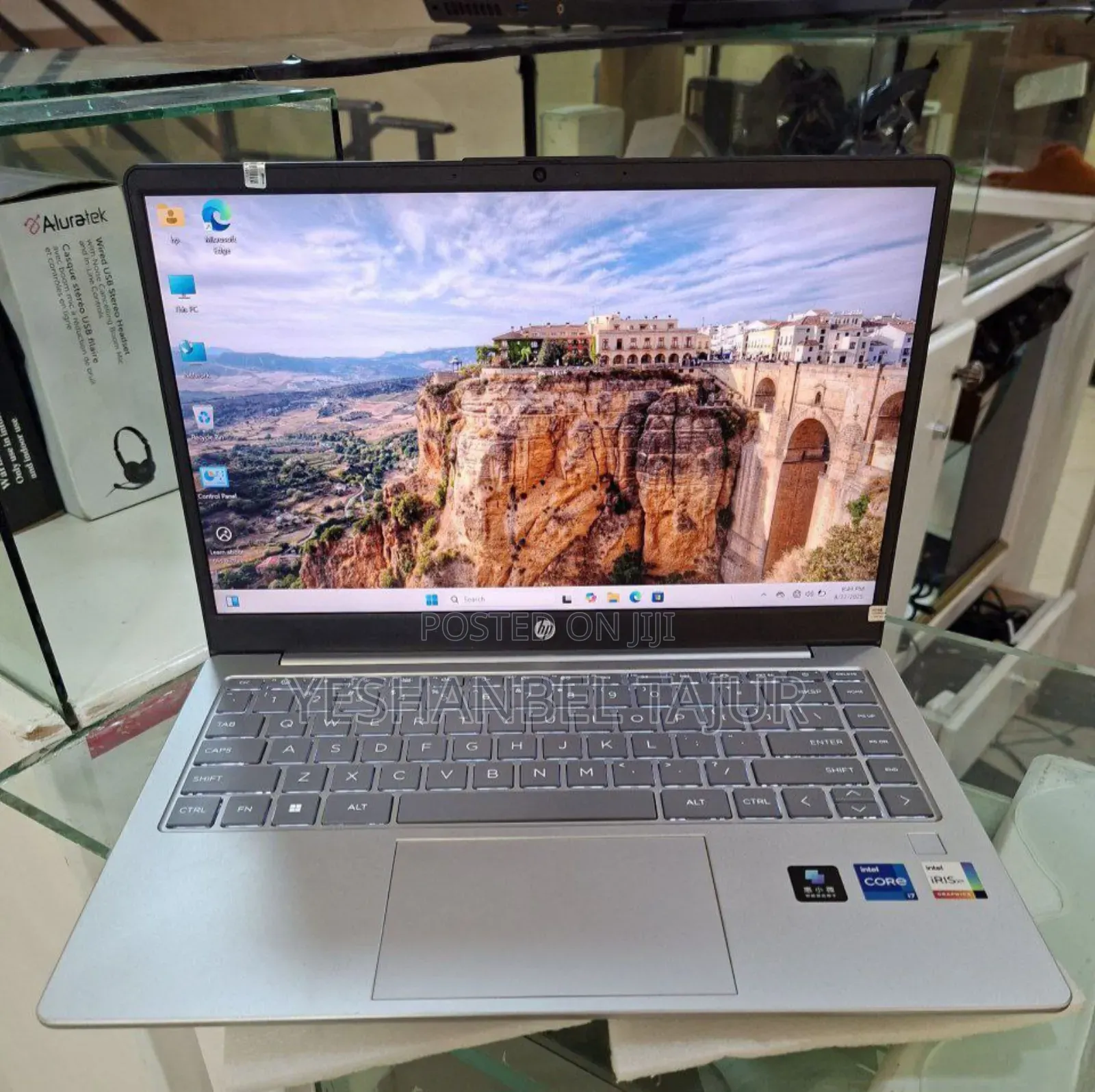 New Laptop HP Stream Notebook 16GB Intel Core I7 SSD 1T