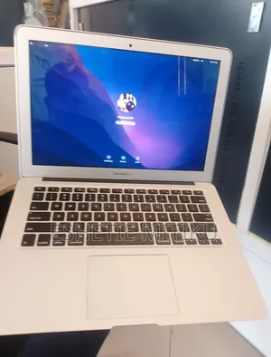 Photo - New Laptop Apple MacBook Air 8GB Intel Core I5 SSD 256GB