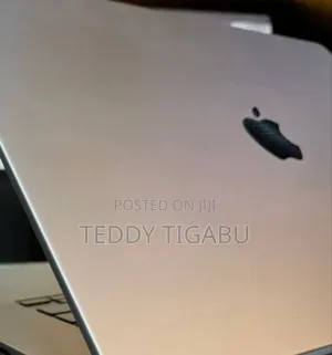 New Laptop Apple MacBook Pro 2021 M1 16GB Apple M1 SSD 32GB