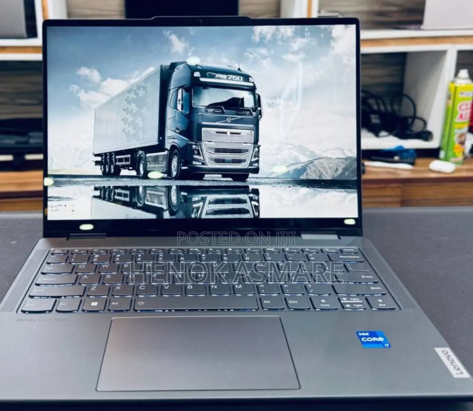 New Laptop Lenovo Yoga 7i 16GB Intel Core I7 SSD 512GB