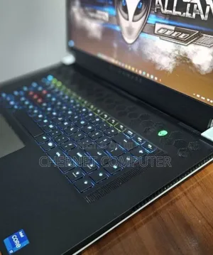 New Laptop Alienware M17x R2 16GB Intel Core I7 SSD 512GB