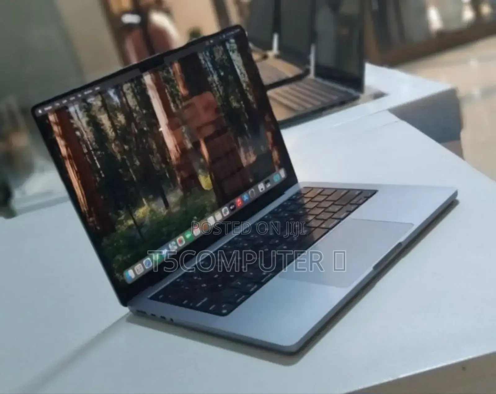 New Laptop Apple MacBook Pro 2020 M1 16GB Apple M1 Pro SSD 512GB