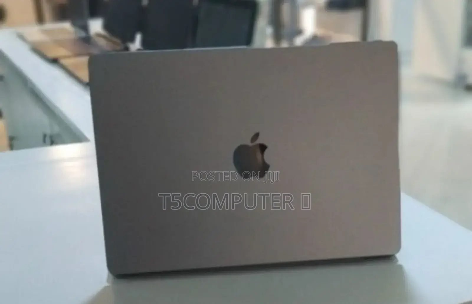 New Laptop Apple MacBook Pro 2020 M1 16GB Apple M1 Pro SSD 512GB