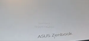 New Laptop Asus ZenBook 13 UX331UN 16GB Intel Core I7 SSD 512GB