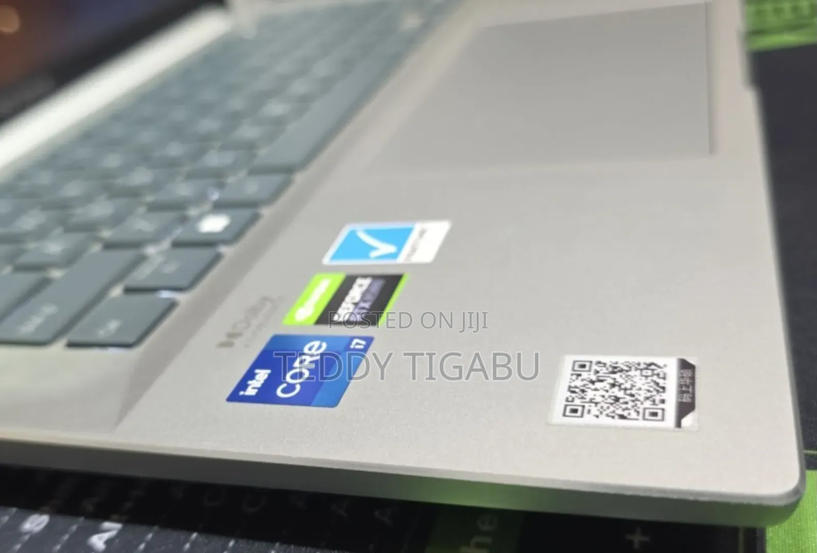 New Laptop Asus ZenBook 13 UX331UN 16GB Intel Core I7 SSD 512GB