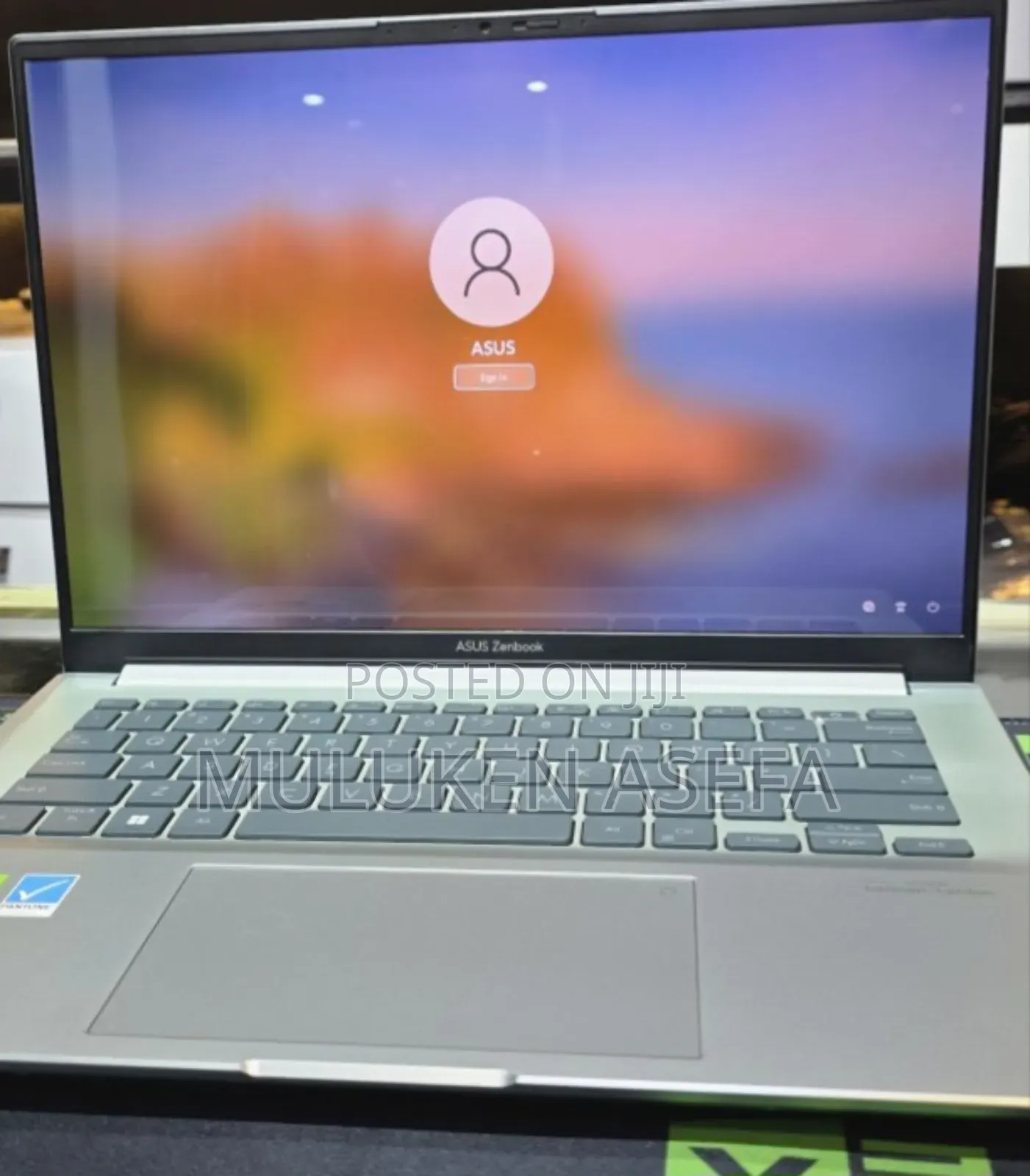 New Laptop Asus Zenbook 14 UX434 16GB Intel Core I7 SSD 512GB